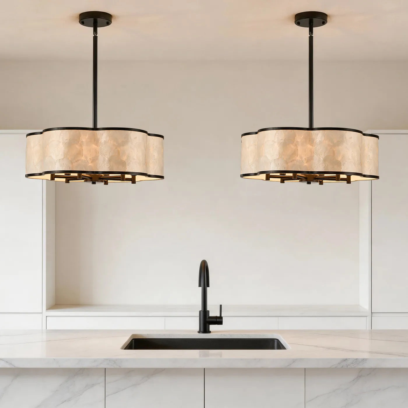 Lustre tambour 20 po en coquille de Capiz